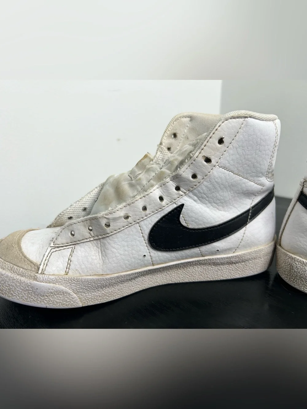 Nike Blazer Mid '77 Vintage Youth Size 4.5